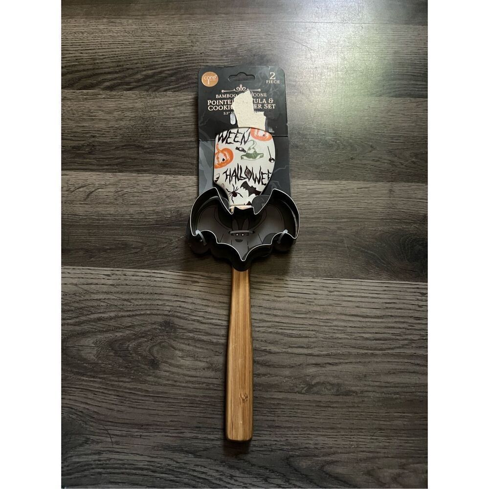 Core Kitchen Bamboo & Silicone Halloween Spatula And Cookie Cutter Set NEW